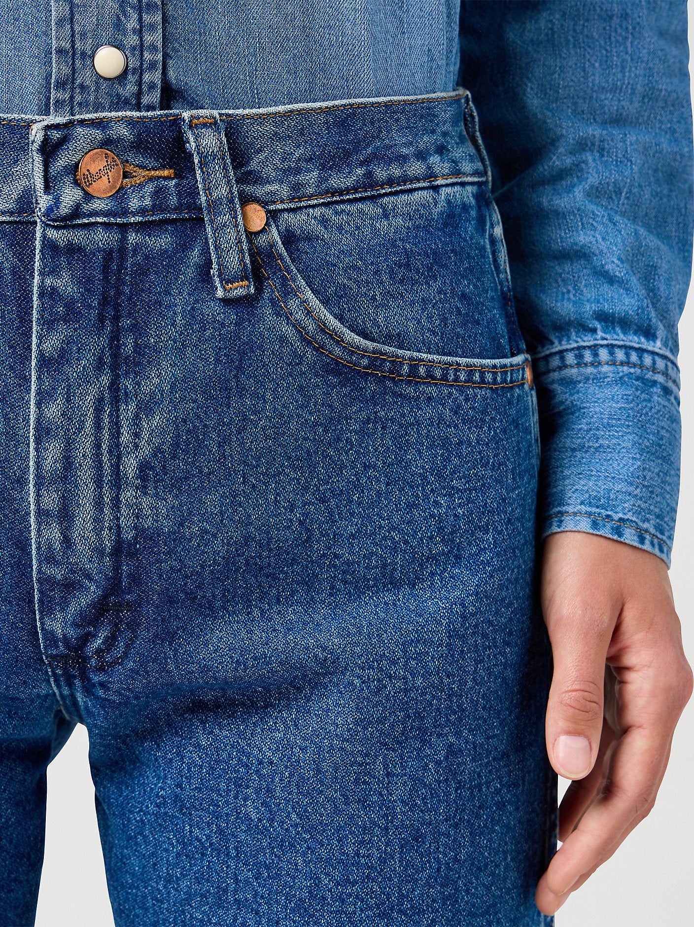 13MWZ Original Cowboy Cut Jean Stonewashed