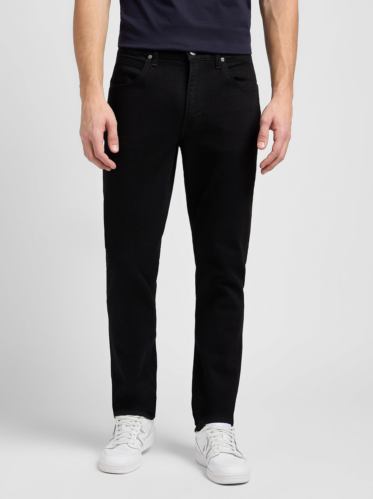 Lee Brooklyn Low Stretch Classic Straight Leg Jean for Men - Comfortable Denim