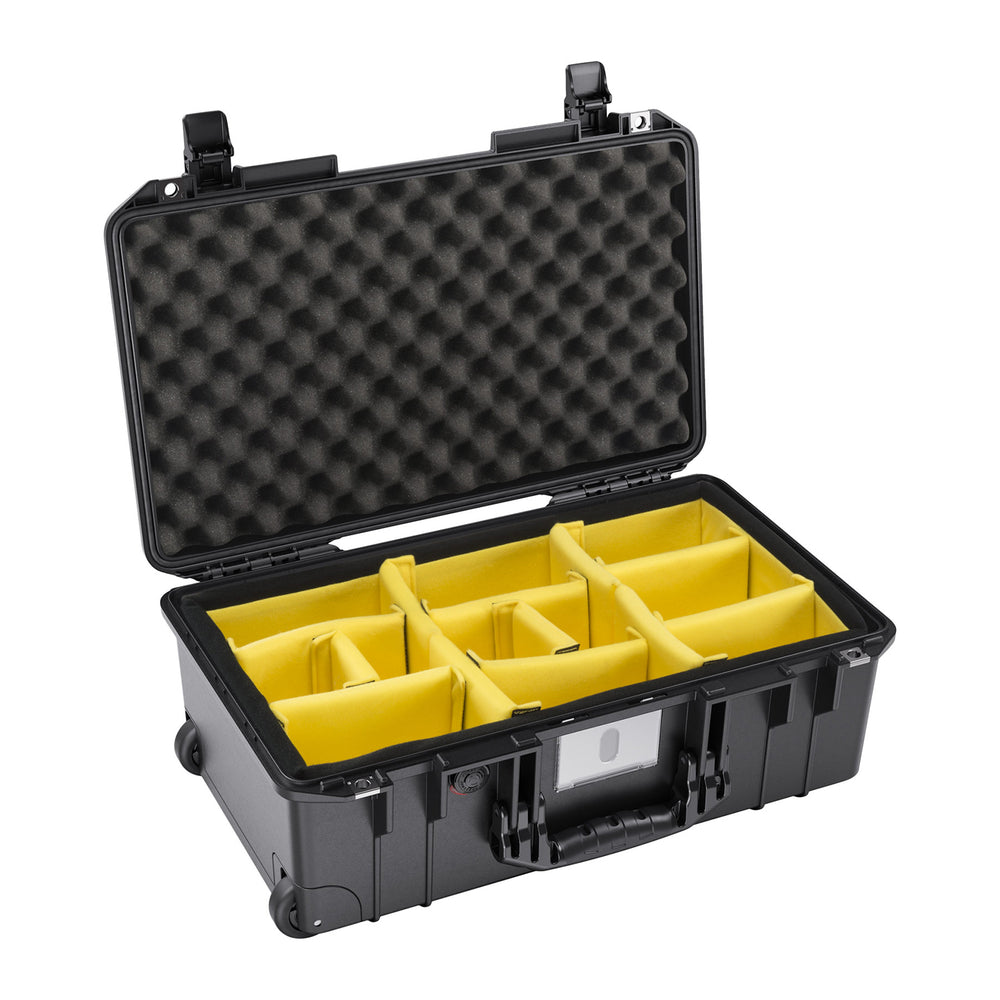 Pelican 1535 AIR (With Padded Dividers)