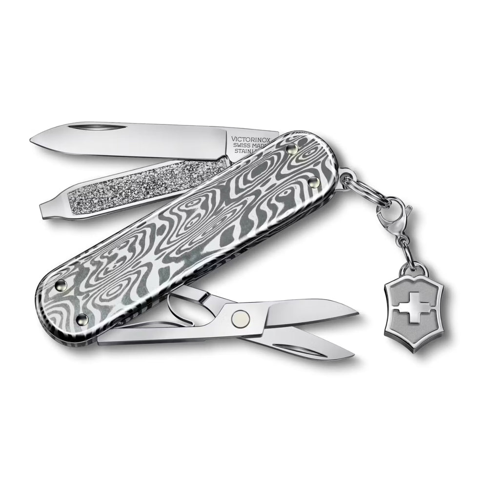 Victorinox Classic SD Brilliant Damast in Damast  - 0.6221.34