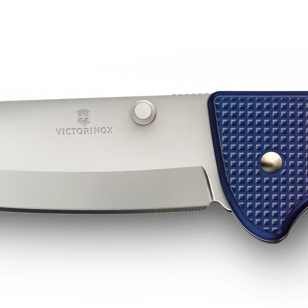 Victorinox Evoke Alox in Blue-red - 0.9415.D221