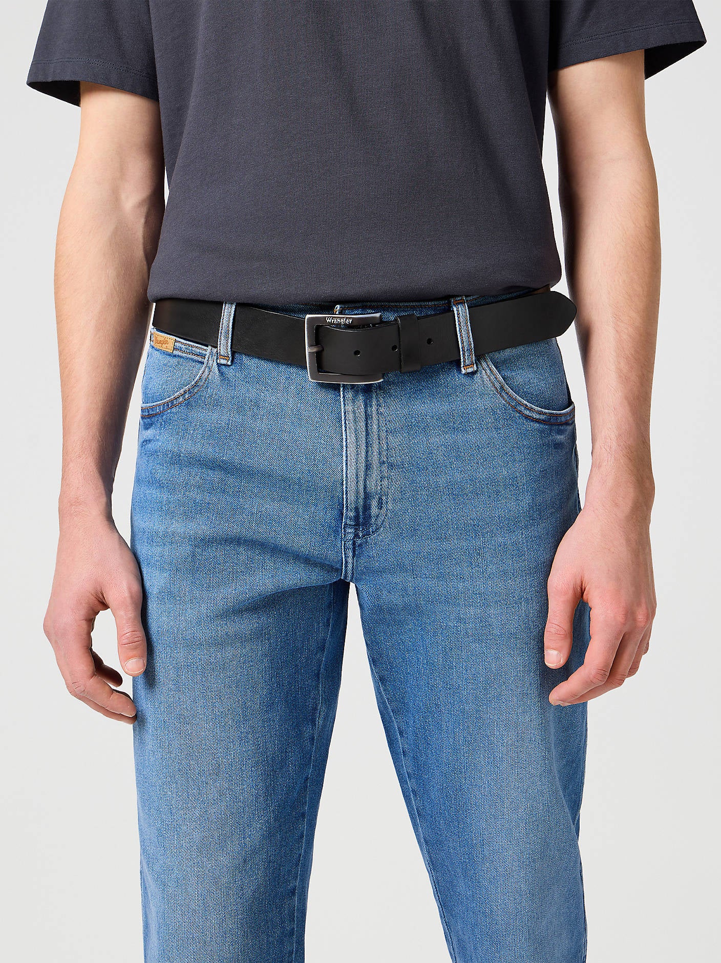 Wrangler Basic Metal Loop Leather Belt for men Black