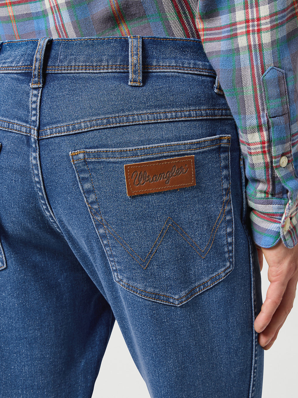 Wrangler Texas Slim Medium Stretch Straight Leg Jean for Men Ridge Wash